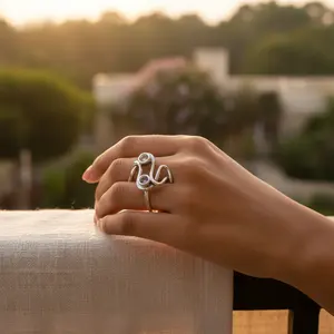 Anillo de Plata 925 con Piedras Preciosas de Diseño Moderno para Mujer, Joyería de Moda con Baño de Oro, Forma Geométrica, Talla Única - Product Image 2