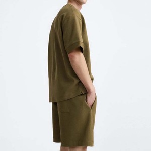 Nouveauté, ensembles courts respirants de couleur contrastée, nouveau ensemble d'été pour hommes, t-shirt à manches courtes et short, ensemble deux pièces - Product Image 3