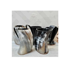 Venta al por mayor de tazas pulidas de cuerno vikingo para bares y restaurantes que sirven cerveza, hidromiel, whisky y Bebidas frías - Product Image 3
