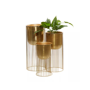2024 recién llegado maceta de Metal decorativa para interiores suministro a granel del fabricante indio contemporáneo para aplicaciones de jardín - Product Image 1