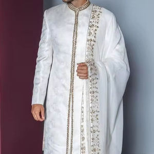 Nuevo hermoso conjunto de Sherwani de diseñador de bordado Zari para hombres que incluye pantalón y estola Sherwani para bodas y ropa festiva - Product Image 1