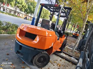 4X4 <strong>Used</strong> Wheel <strong>Forklift</strong> Japanese Cheap Price 5ton T50 <strong>Used</strong> <strong>Forklift</strong> - Product Image 2