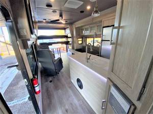 MOTORHOME RV CAMPER White Camping Motorhome 2023 Iconic <b>Toy</b> Hauler Euro 5 Emission 11000kg Payload 4-6 Passengers Bed - Product Image 4