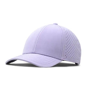 Gorra de béisbol perforada con orificio cortado con láser de 5 paneles personalizada clásica para hombre, logotipo de goma, rendimiento de secado rápido, gorra deportiva impermeable OEM - Product Image 1