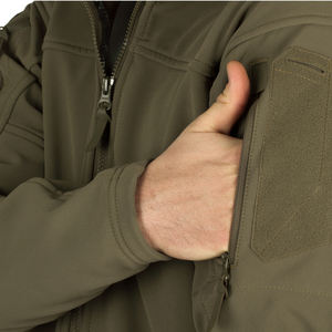 Chaqueta Softshell de Invierno Personalizada al por Mayor, Tallas Grandes, Forro Polar de Poliéster, Cuello Alto, Múltiples Bolsillos, Diseños Frontales, OEM, Resistente al Viento - Product Image 6
