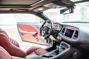 รถดอดจ์ ชาลเลนเจอร์ เอสอาร์ที เฮลแคท เรดอาย ปี 2022 ที่ได้รับการรับรองว่าสะอาดและใช้งานมาอย่างเหมาะสม - Product Image 4