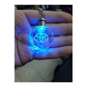 7 colori lampeggianti luce LED 3d portachiavi auto con Logo batteria di ricambio