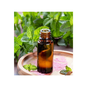 100% Aceite de menta verde natural Precio al por mayor Aceite esencial de menta verde para la cara - Product Image 1