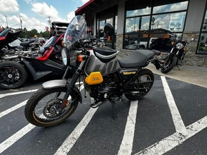 Royals Enfields Scram 411 411cc 1 cilindro 4 tiempos nueva motocicleta de calle lista para exportar a todo el mundo - Product Image 2