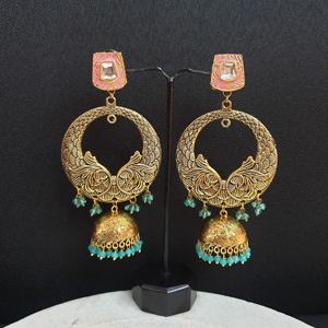 Antique Gold Kundan <b>Fashion</b> <b>Earrings</b> Big Design for Stylish Appeal - Product Image 2