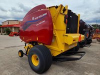 Nouvelles presse-rouleaux rondes New Holland Roll-Belt 450 Utility Plus à haut niveau de sécurité à vendre