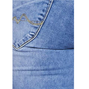 Nouveau design de pantalon en jean skinny taille basse pour femmes pantalon d'été personnalisé et décontracté de qualité supérieure en jean délavé pour femmes à des prix abordables - Product Image 6