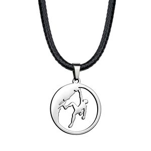 Collier pour homme en acier inoxydable avec pendentif rond creux en forme d'escalade, bijoux d'escalade, cordon en cuir épais - Product Image 1