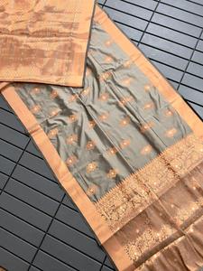 Nouveau concepteur magnifique à la recherche Diwali Collection Collection tendance Kanjivaram soie avec chemisier avec cuivre Zari travail à vendre - Product Image 6