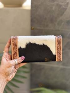 Cartera de Cuero Tallada a Mano de Diseño Reciente, Elegante Cartera de Piel con Pelo, Alta Calidad, Multiusos, Estilo Occidental - Product Image 3