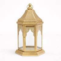 Farol de Metal Dorado Premium con Paneles de Vidrio, Diseño Marroquí Tallado, Elegante Portavelas para Decoración Festiva de Lujo para el Hogar
