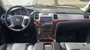 Super affaire.. Cadillac Escalade EXLUXURY 4WD d'occasion - Product Image 2