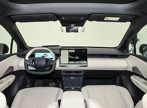 LYNK & CO Z20 EV 2025 100% SUV électrique pour adultes et jeunes conducteurs avec batterie de 61kWh Portée de 530km RWD Direction à gauche - Product Image 5
