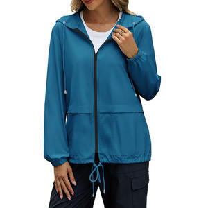 Chaqueta Impermeable de Senderismo con Capucha para Mujer, Diseño Clásico, Color Sólido, Tela de Alta Calidad - Product Image 4