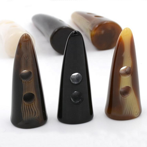 <b>Button</b> Factory Wholesale Fancy Natural Color Two Holes <b>Toggle</b> Horn <b>Buttons</b> Waterproof Handmade ZEHRA INDUSTRIES for Garments - Product Image 4