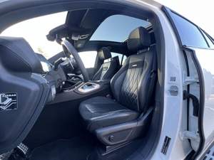 เมอร์เซเดส-เบนซ์ จี-คลาส 63 เอเอ็มจี เอสยูวี รุ่นเอ็กซ์คิวทีฟ ปี 2020 เครื่องยนต์เบนซินเทอร์โบ ภายในหุ้มหนังสีเข้ม - Product Image 3