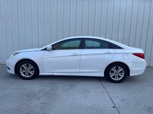 Hyundai Sonata GLS 2014 usado en venta a bajo precio - Product Image 4