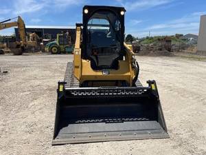 Cargador Frontal Tipo Oruga para Minicargadora CAT 246D con Motor MINI de 1 Año - Product Image 5