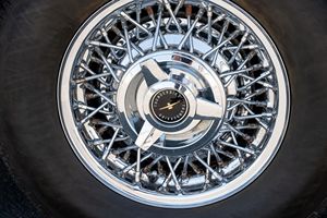 Ford Thunderbird 1957 d'occasion en excellent état, prêt à être expédié - Product Image 4