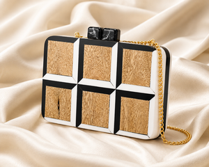 Pochette de soirée élégante en bois et résine, motif géométrique noir et blanc, fabriquée à la main, avec chaîne dorée - Product Image 1