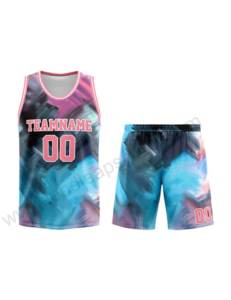 Uniforme de Baloncesto Sublimado de Poliéster de Alta Calidad con Logotipo Personalizado, Conjunto Ligero sin Mangas, Camiseta y Pantalones Cortos Transpirables, Tallas Grandes - Product Image 4