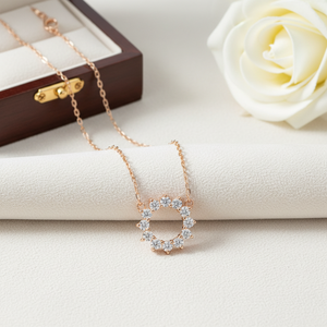 Collar con Colgante de Círculo Abierto con Moissanita de Corte Brillante Sunburst, Plata 925, Regalo de Boda, Joyería Fina al por Mayor para Mujer - Product Image 3