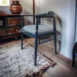 เก้าอี้รับประทานอาหารไม้เนื้อแข็งดีไซน์เนอร์คลาสสิกเฟอร์นิเจอร์ร้านอาหารเก้าอี้รับประทานอาหารไม้สําหรับห้องรับประทานอาหารโรงแรมคาเฟ่ - Product Image 5