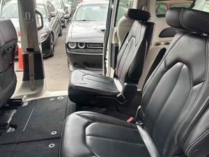 CHRYSLER PACIFICA TOURING L FWD 2023, LISTO PARA ENVIAR - Product Image 3