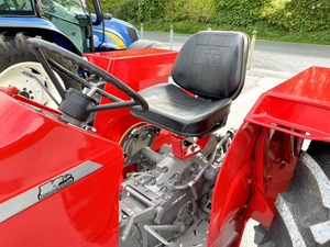 รถแทรกเตอร์ฟาร์ม Massey Ferguson 290 กำลัง 85 แรงม้า ขับเคลื่อน 4 ล้อ รถแทรกเตอร์อเนกประสงค์สำหรับงานภาคเกษตร - Product Image 2