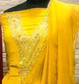 ชุดผ้าไหมสไตล์อินเดียชุดปาร์ตี้ปักด้วยมือดีไซน์เนอร์ทันสมัย - Product Image 3