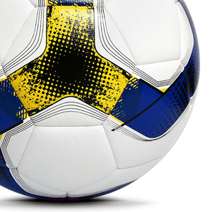 Ballon de football personnalisé en gros à bas prix, ballon de football cousu à la machine - Product Image 4