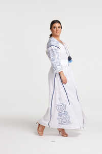 Vestido de novia ucraniano bordado globo elegante diseño personalizado de manga larga con cuello en V ropa de fiesta gitana tamaño libre - Product Image 4