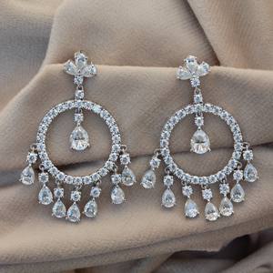 ต่างหูห้อยเพชรโมอิสสีเงิน925สเตอริ่งที่สง่างามของขวัญที่สมบูรณ์แบบสำหรับภรรยาของเธอ - Product Image 3