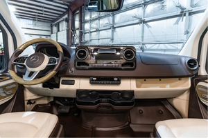 USADO, LISTO PARA CONDUCIR |   CONDUCCIÓN IZQUIERDA |   Volante a la derecha |   Conversión de Autocaravana MERCEDES-BENZ SPRINTER 4500 de 2019 - Product Image 3