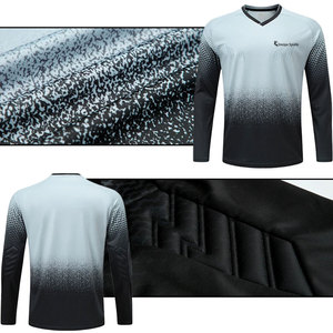 Uniforme de Portero con Material Transpirable y Costuras Resistentes para un Uso Prolongado y Práctica Diaria - Product Image 3