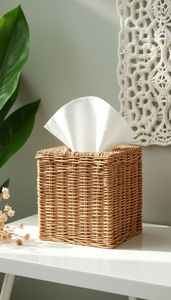 Soporte de caja de pañuelos de ratán artesanal que muestra técnicas expertas de tejido a mano para accesorios únicos de decoración del hogar - Product Image 2