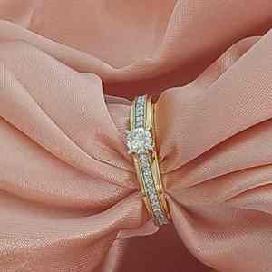 Anillo de Diamantes Naturales de Alta Calidad Chapado en Oro Sólido de 18K con Rodio, Estilo Clásico de Lujo, Simple y Elegante para Boda por Luxira - Product Image 1