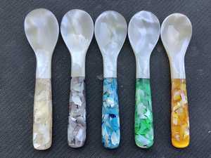 Cuchara de concha de nácar de alta calidad y elegante, juego de Spork hecho a mano por artesanos calificados vietnamitas para tiendas de restaurantes - Product Image 5