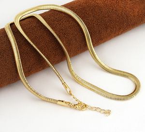 Collier à chaîne hypoallergénique anti-ternissement en métal uni bijoux en laiton à la mode or serpent à chevrons collier à chaîne artisanal - Product Image 5