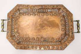 Plateau de service rond en laiton de couleur argentée de conception fantastique pour l'hôtel et le restaurant à la maison utilisent le plateau de service de collations alimentaires en vrac - Product Image 2