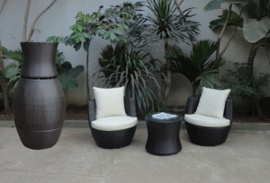 3Pcs Meubles de Patio en Osier pour Extérieur Chaise Moderne en Rotin Ensembles de Conversation Table Basse pour Cour Salon Bistro Imperméable - Product Image 4