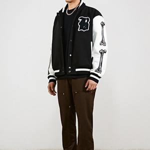 แจ็คเก็ตวาร์ซิตี้ผ้าขนสัตว์ 100% สำหรับฤดูหนาว ผลิตตามสั่งแบบ OEM ขายส่ง รุ่นปี 2025 สำหรับผู้หญิงและผู้ชาย ไซส์ใหญ่ แจ็คเก็ตบาสเก็ตบอล - Product Image 4