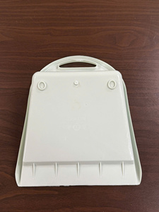 Juego de recogedor de PET PP de alta calidad con color personalizado para uso doméstico Hecho en Vietnam Eliminación de polvo Herramienta de limpieza del hogar - Product Image 3