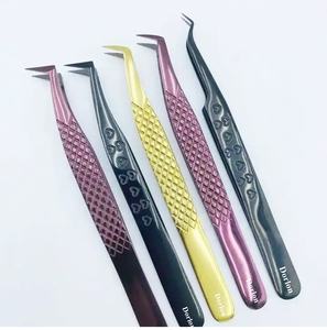 Pince à épiler professionnelle d'extension de cils en acier inoxydable sur mesure Pointe en fibre Finition plasma durable pour de meilleures performances - Product Image 1