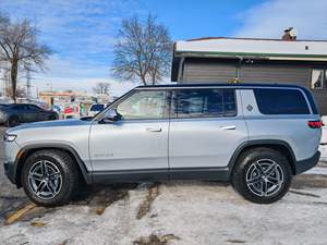 R-I-V-I-A-N R1S ADVENTURE 2026 en Buen Estado, Sin Accidentes ni Daños Reportados, Tracción en las Cuatro Ruedas Eléctrica - Product Image 2